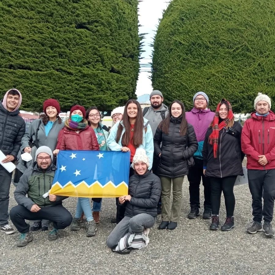 FNSPMagallanes's tweet photo. ¡¡Bienvenido Equipo @ServicioPais  #Magallanes 2022-2023!! 😊

#PuntaArenas #Puq #Natales #PuertoNatales #Dorotea #PuertoEdén #Porvenir #TorresdelPaine #ServicioPaís @ServicioPais https://t.co/OH2tNPGIZW