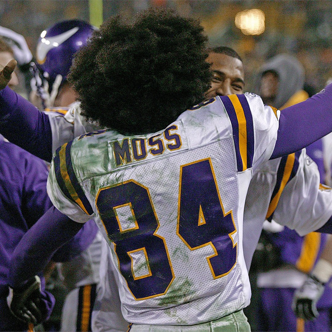 nfl-legacy-on-twitter-minnesota-randymoss-https-t-co-jjl2vzsm39