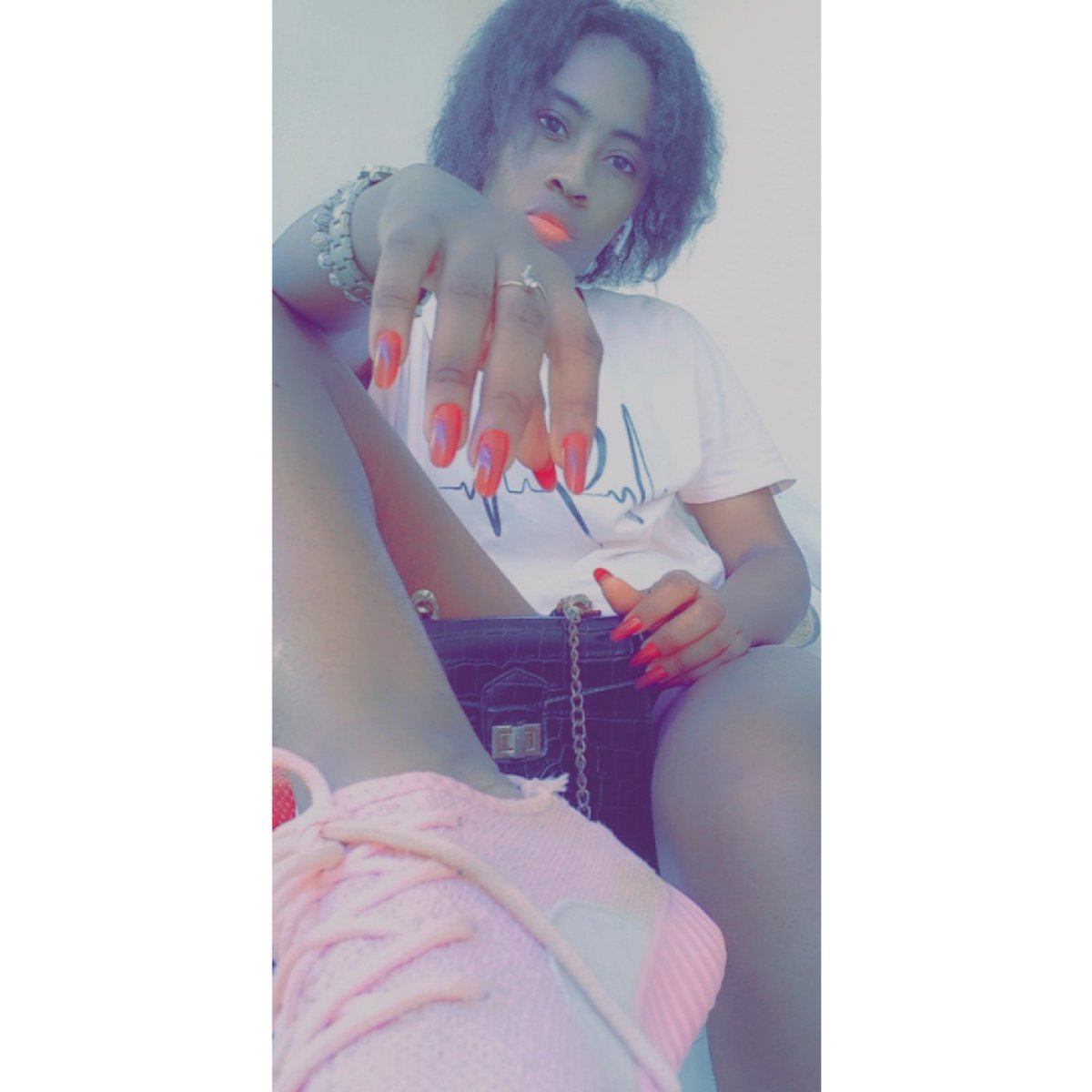 darloo_loo's tweet photo. #NouvellePhotoDeProfil https://t.co/dziJZzmahW