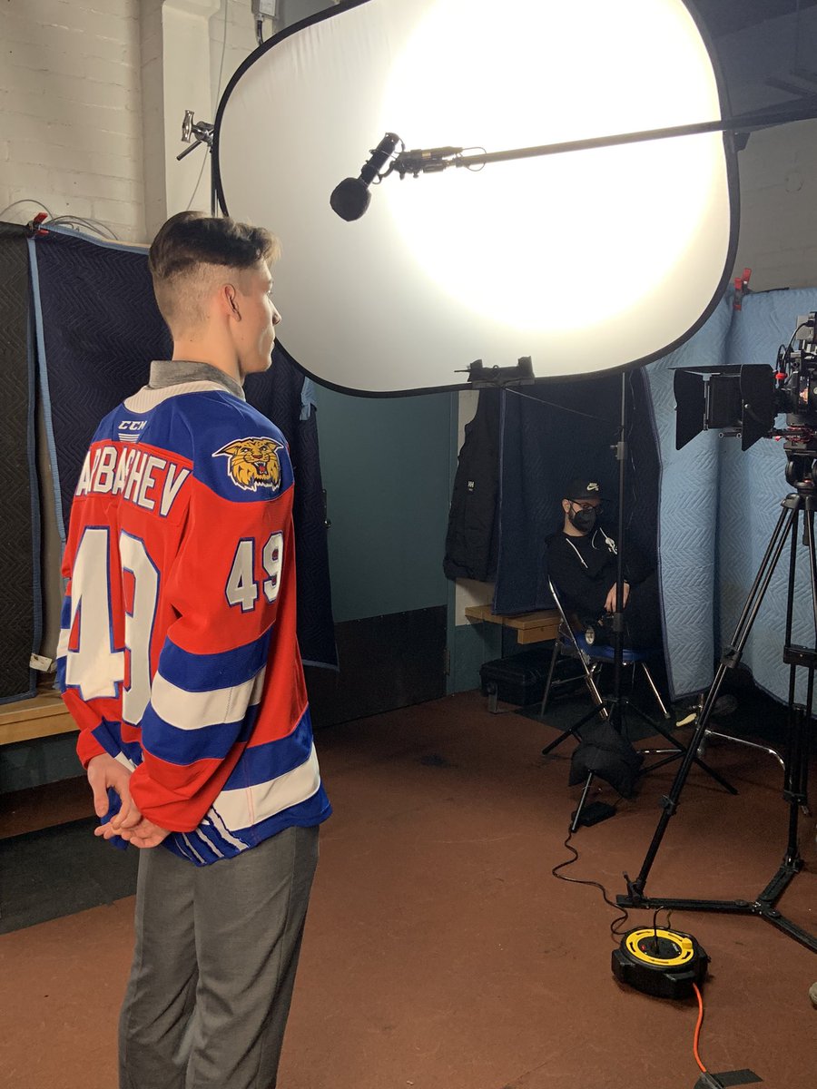 QMJHL's tweet photo. Some more behind-the-scenes looks at Media Day ahead of tomorrow’s @KubotaCanadaLtd Top Prospects Game! 🎥 🎤
#KTPG | https://t.co/nmxjVwNdlG https://t.co/7avd1OpWVW