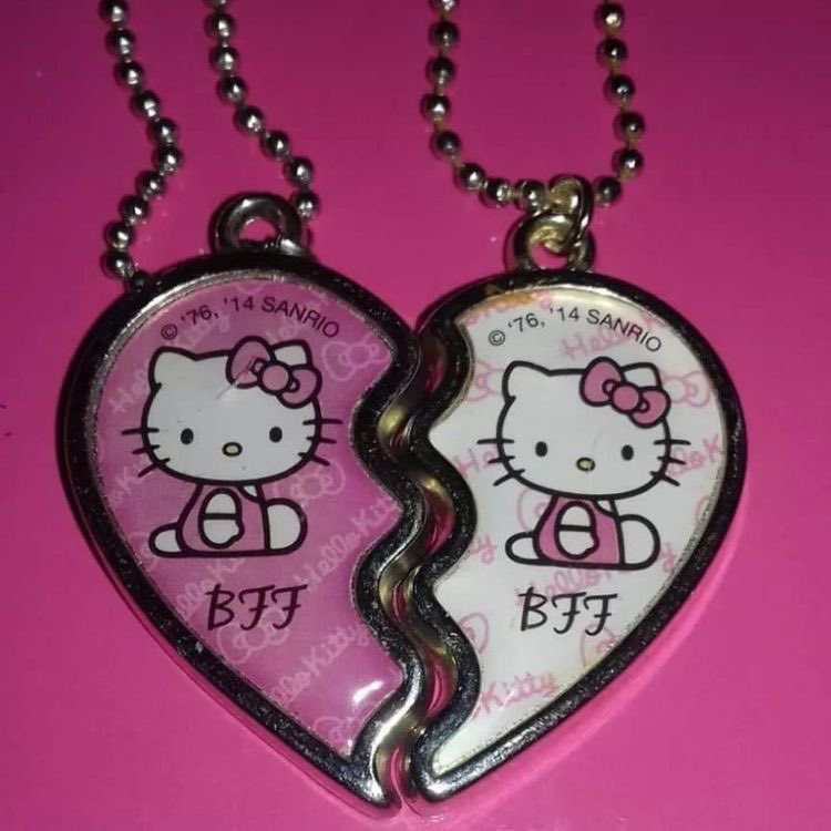 Sanrio Y2k Hello Kitty Necklaces Matching Necklace For Women Fashion Girl  Gift Heart Clavicle Chain Small Design Sweater Chain - Movies & Tv -  AliExpress