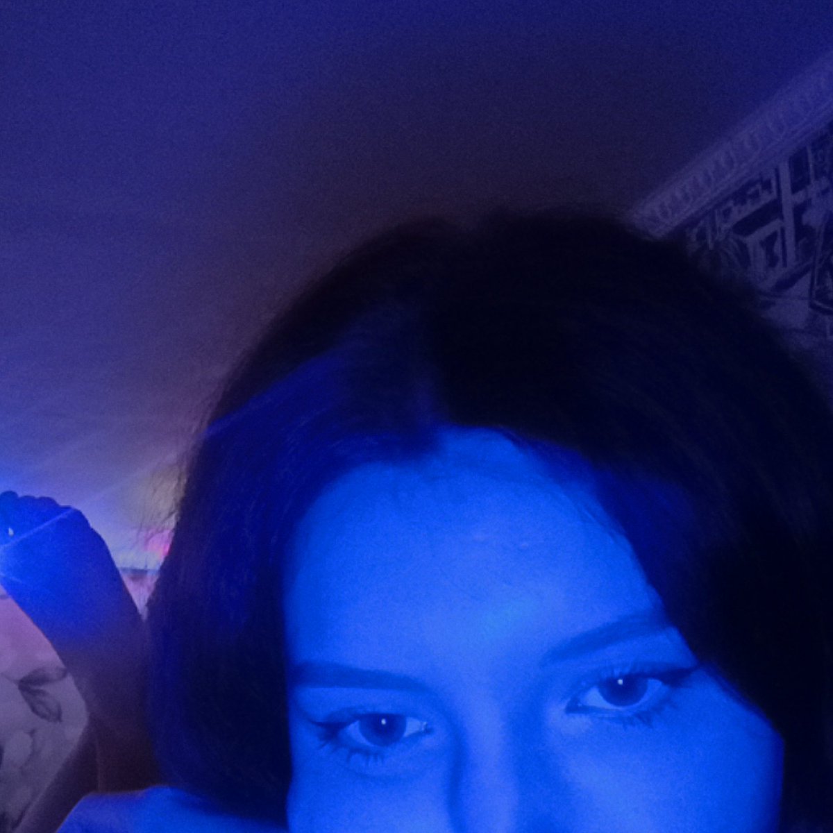 немного обо мне.
~⋆˚.•✩‧₊⋆🥛
~ пью чай без сахара.
~ рисую.
~ играю в бравл, геншин.
~ водолей.
~ тип личности ENTJ-A.
~⋆˚.•✩‧₊⋆🥛
Соц. сети.
~ TELEGRAM 
t.me/mlvkts
~ PINTEREST
pin.it/7zftLwB