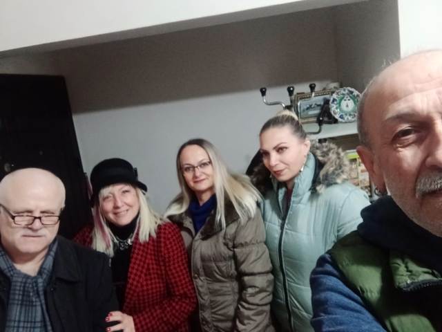 Doğum günümü hatırlayan tüm dostlara sevgilerimi gönderiyorum. İyi ki varsınız. Şukran