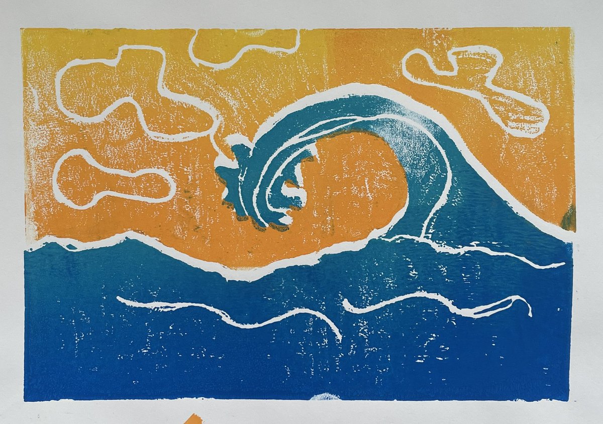 ArtAlderman's tweet photo. 5th grade prints inspired by Hokusai’s Great Wave 🌊 @AldermanEagles @jsteinhilber22 @NhcsArts https://t.co/Ctf2xCAuTu