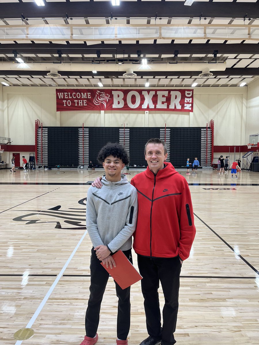 cbgethan's tweet photo. Thank you Coach Minor for having me on an amazing unofficial visit. Was a great experience! @BXRHPS @coachMinor3 https://t.co/Urn5x7SPIl