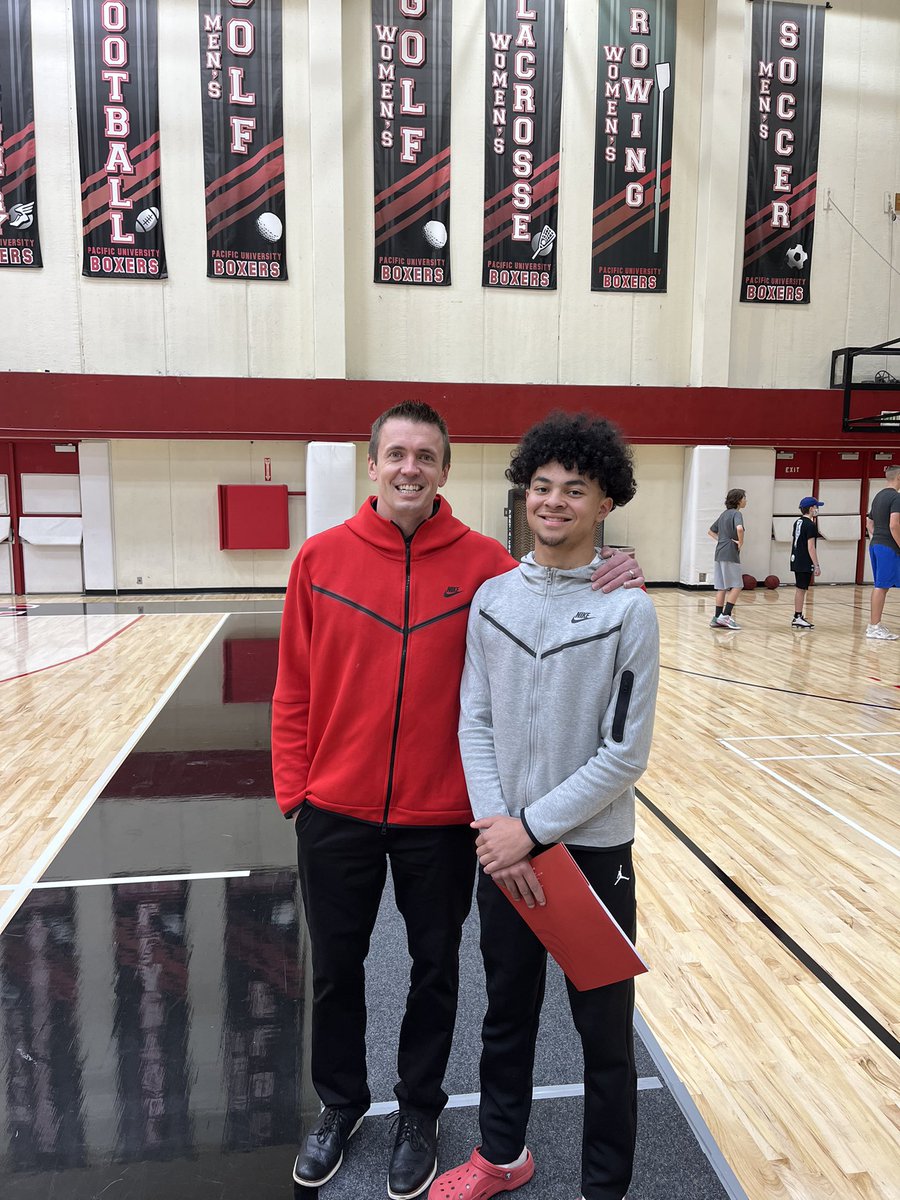 cbgethan's tweet photo. Thank you Coach Minor for having me on an amazing unofficial visit. Was a great experience! @BXRHPS @coachMinor3 https://t.co/Urn5x7SPIl