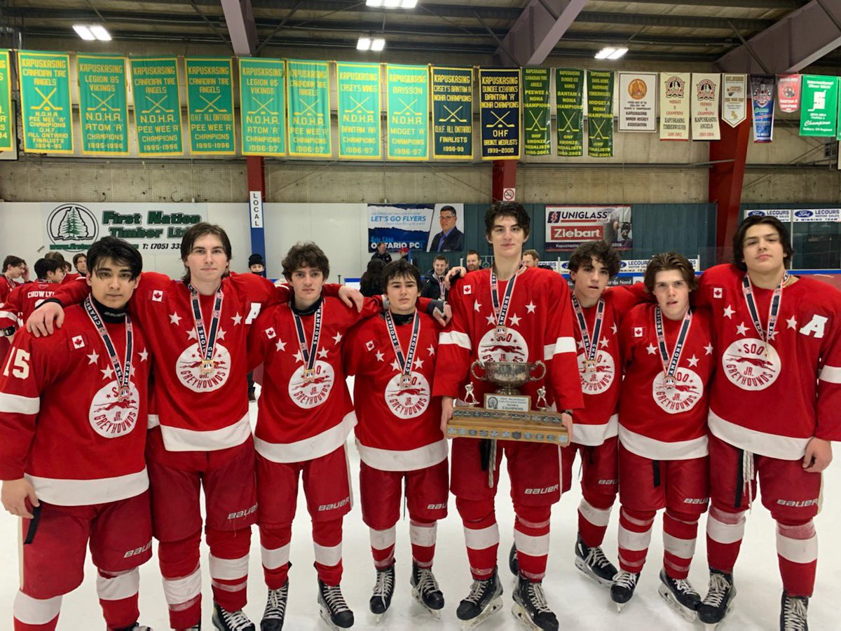 gageevans21's tweet photo. awesome weekend boys ! love this group ❤️ https://t.co/BiNd9e4k46