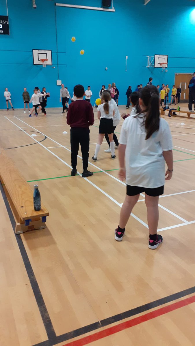 ThomasHardingJS's tweet photo. Year 6 went to a Dodgeball festival today at The Amersham School as part of the @ChallonersHigh partnership. It is so exciting to be back out, competing with other schools again We have had reports of our pupils playing with resilience and integrity #expectnothingless #aspire https://t.co/kKvNnW1aQi