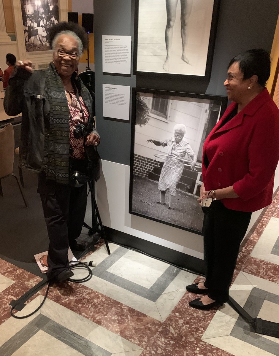 BrettZongker's tweet photo. What’s this? A press preview for a new exhibition for the first time in 2 years?! Ah, it’s good to be back! #NotAnOstrich #photography @librarycongress https://t.co/f4KPFOK7uS