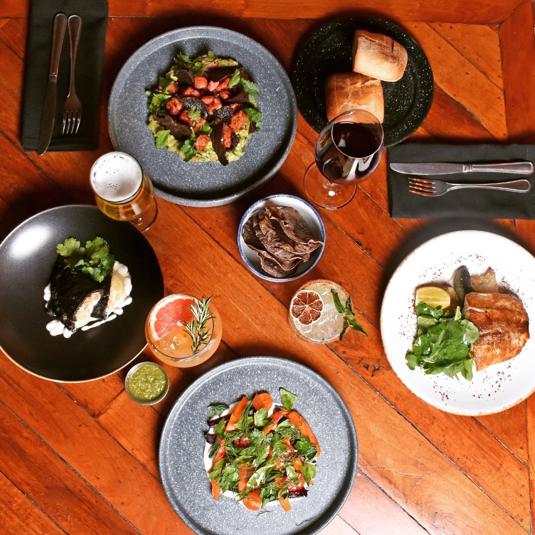 GoToGuadalajara's tweet photo. The dishes, guests, decoration, and creativity have all been part of the adventure here at I Latina. The specials are created with local and seasonal ingredients and the cocktails are crafted to your liking. 📸: @ilatinarest #VisitGuadalajara #RestaurantRoundup https://t.co/UoMXQ5iKnm