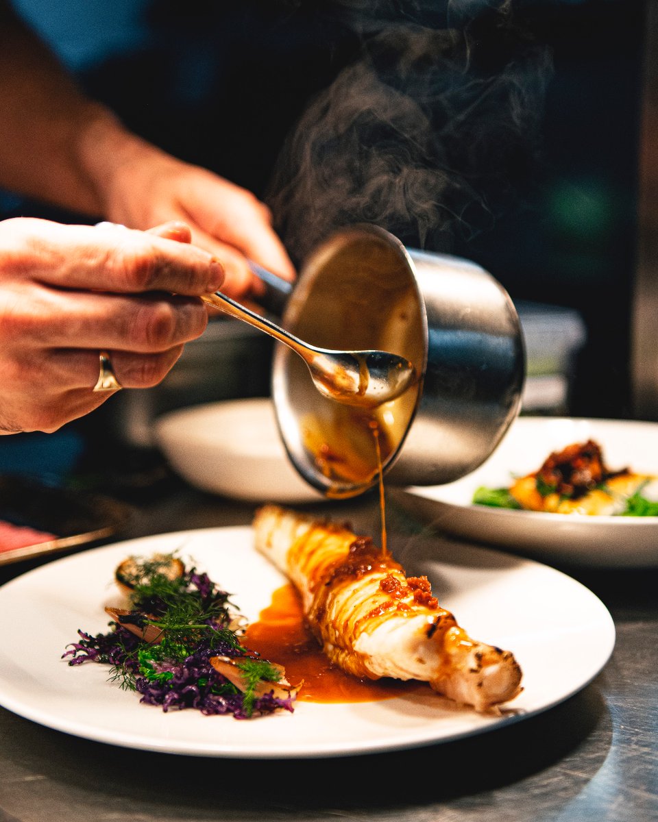 dakotahotelsuk's tweet photo. We believe in doing the simple things brilliantly! 📍Dakota Glasgow #lifeatdakota
.
.
.
#dakotahotel #dakotastyle #hotelstyle #luxuryhotel #luxuryhotelroom #styleandservice #luxurylifestyle https://t.co/9uE7dp0axG
