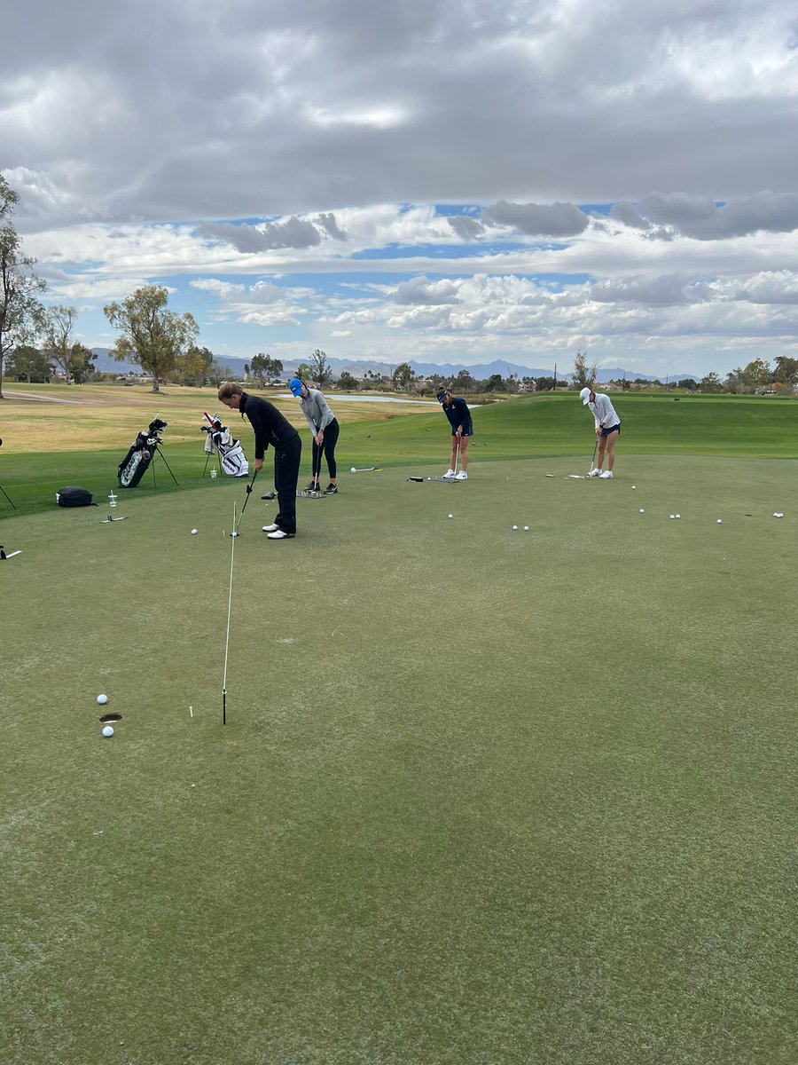 FederGolf's tweet photo. ๐Raduno Squadra Nazionale Elite Lady
๐ชIn Arizona ottimo lavoro di #Bagnoli, #Fanali, #InnocentiAngelini, #Nobilio, #Paltrinieri, #Zanusso e #Melgrati sotto lo sguardo di #Zappa, Commissario Tecnico Squadra Nazionale Dilettanti Femminile, e dallโallenatore federale #Trentin ๐ฎ๐น https://t.co/9uaj8eNbTA