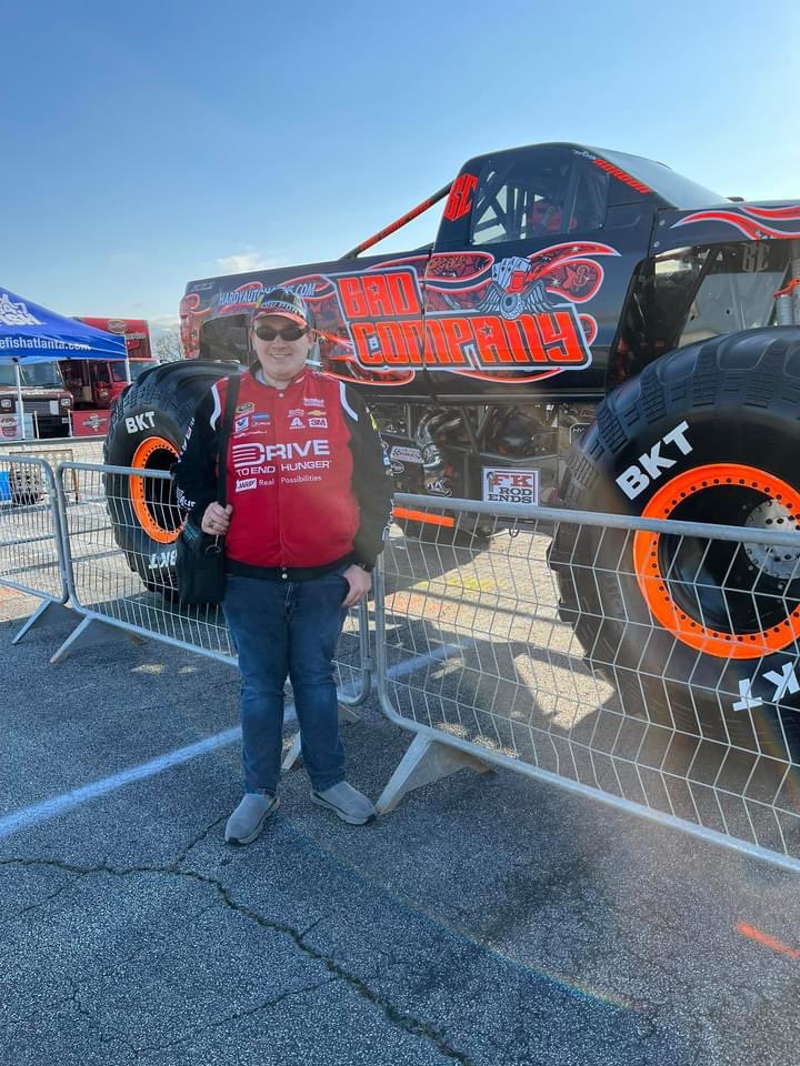 indiegrndscafe's tweet photo. Drew was living his best life at the @amsupdates this weekend cheering on @CoreyHeim_ and checking out the new pavement. Drew just wanted to get behind the wheel to try it out on his own! Maybe next time? 🏁@HawkSMI @SRXracing @NASCAR_Trucks @RayEvernham @JeffGordonWeb #godrew https://t.co/8ycGvYkdrp