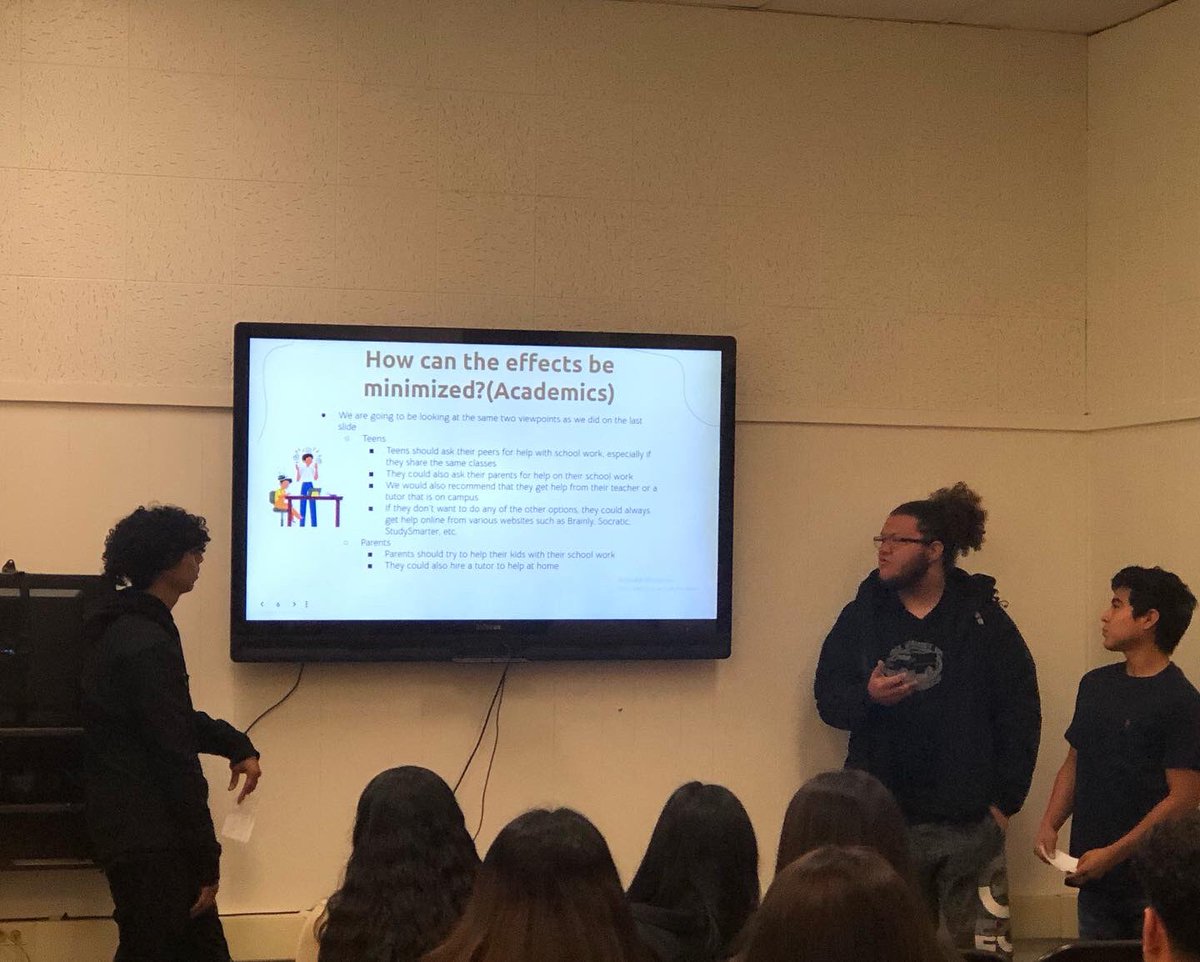 leadership_lhs's tweet photo. Ms. Yates’ students were involved in a PBL experience that addressed the dangers teens face in today’s society. Great presentations! Way to go Wolves! #thepack #pblpresentation https://t.co/V6hE6T1xu4