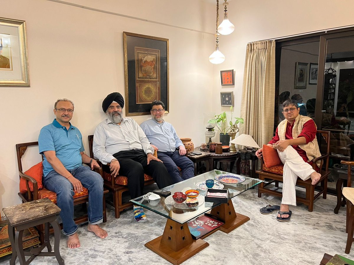 TheRightGhose's tweet photo. Four bandicoots, forty years later, have grown in girth but not changed their spots. @santanudutt @APforVP2022 @getbengal2 @getbengal #DBPC #DonBosco #Kolkata #reunion #memories https://t.co/iIflx3ckU8