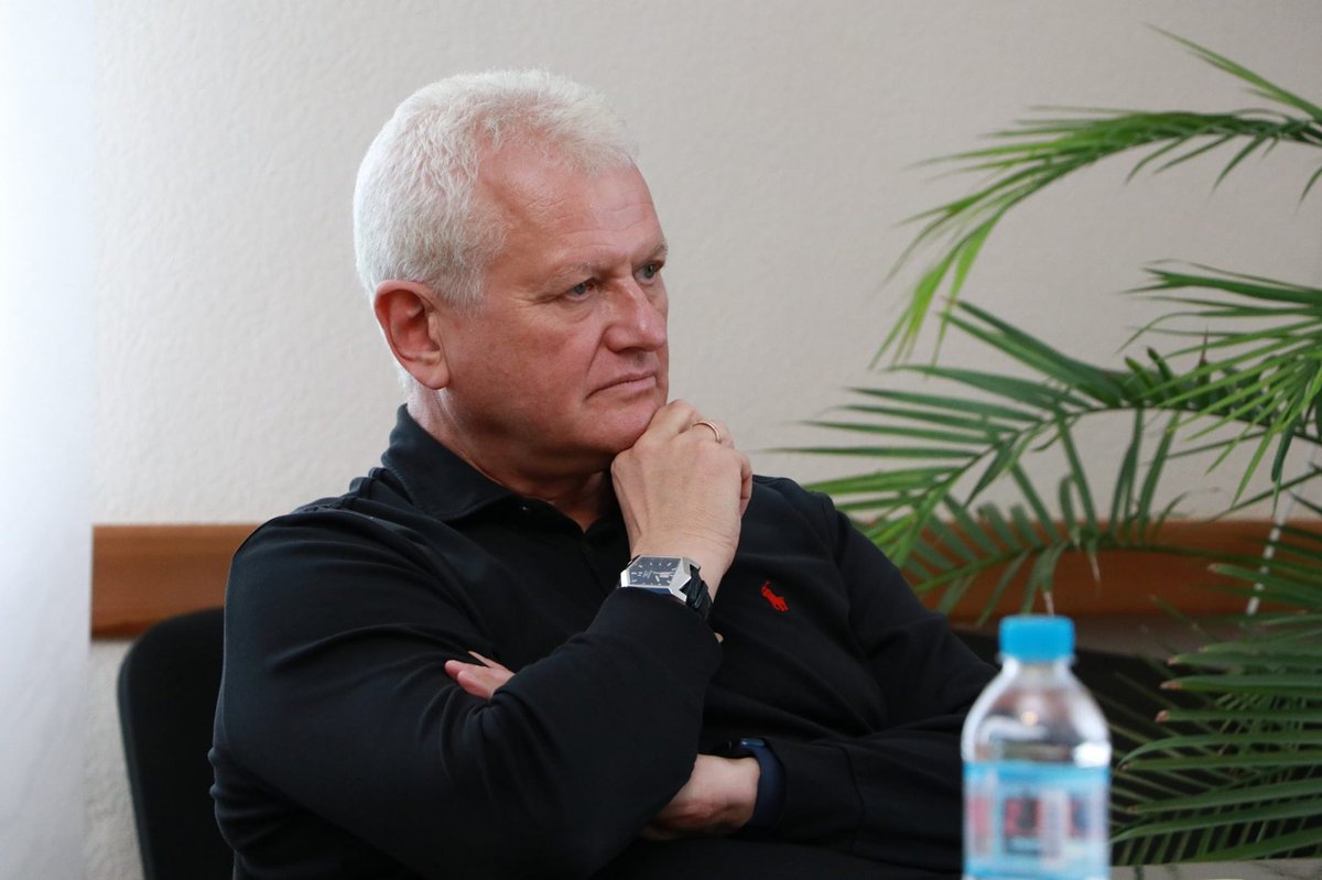 Ректор ХДУ: Важливо щодня своїми вчинками доводити, що університет працює bit.ly/3IuU8rW #kherson #Херсон #news