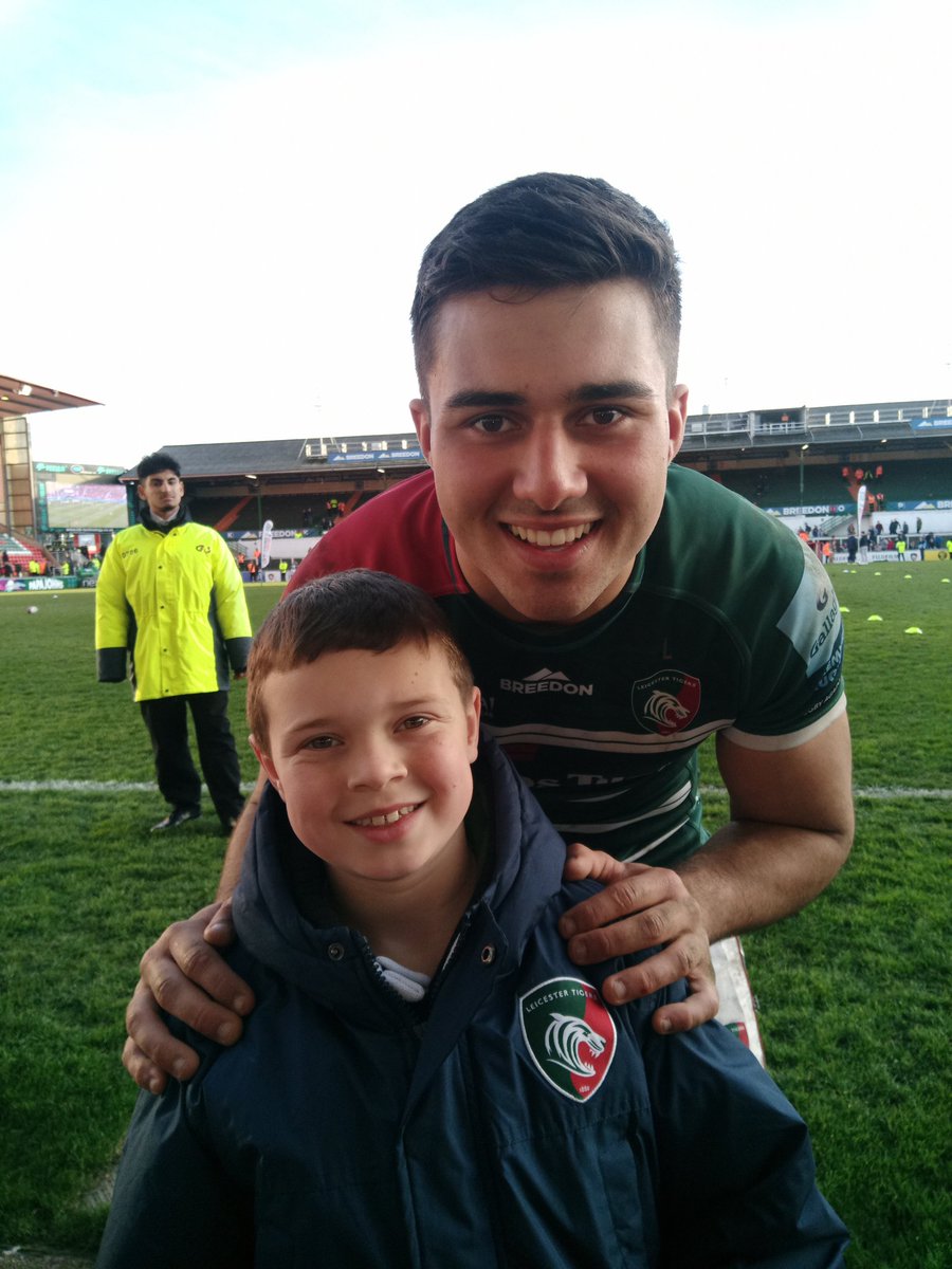 hatwell16's tweet photo. @btsportrugby My youngest Xavier with @Danrosskelly https://t.co/IETrldfvOu