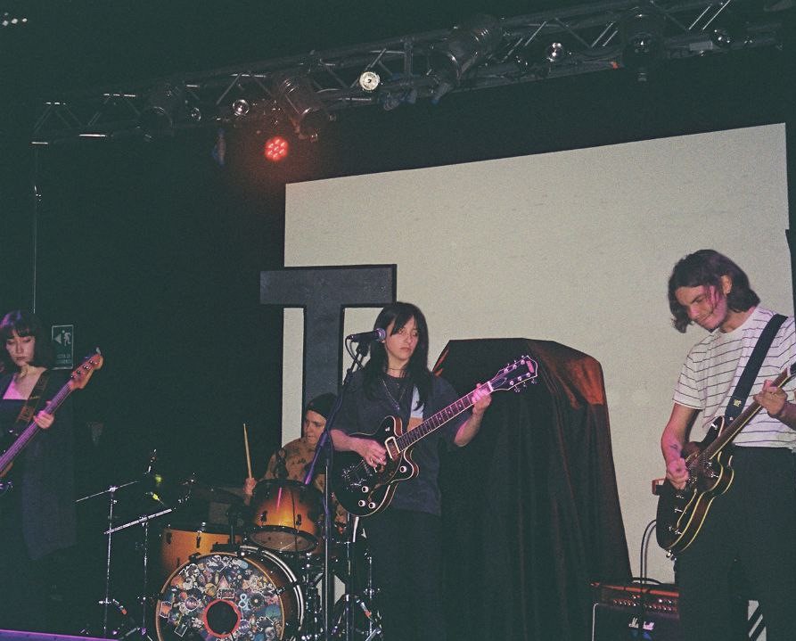 Glazyhaze tweet media