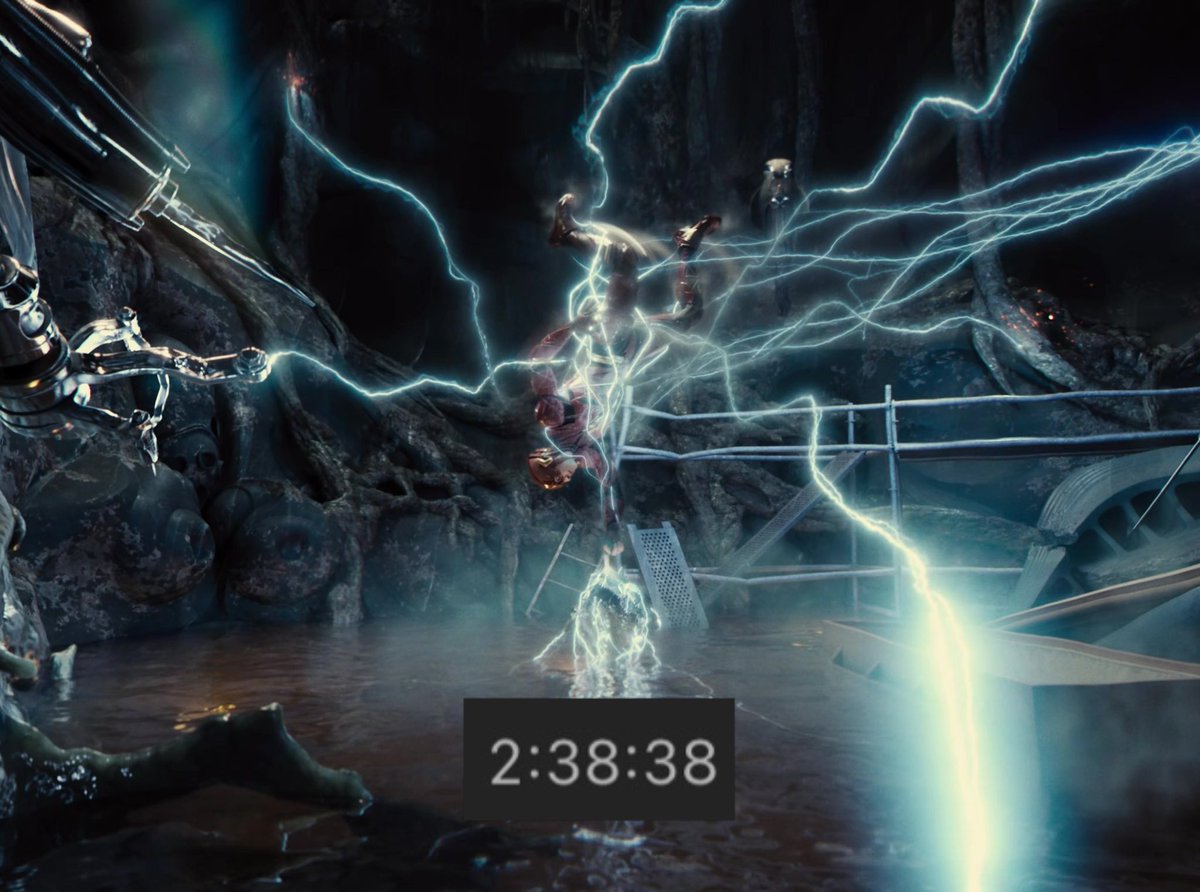 HailEternal's tweet photo. The fact Superman was killed and resurrected at the same time will always be insane to me. https://t.co/66iDDflj58