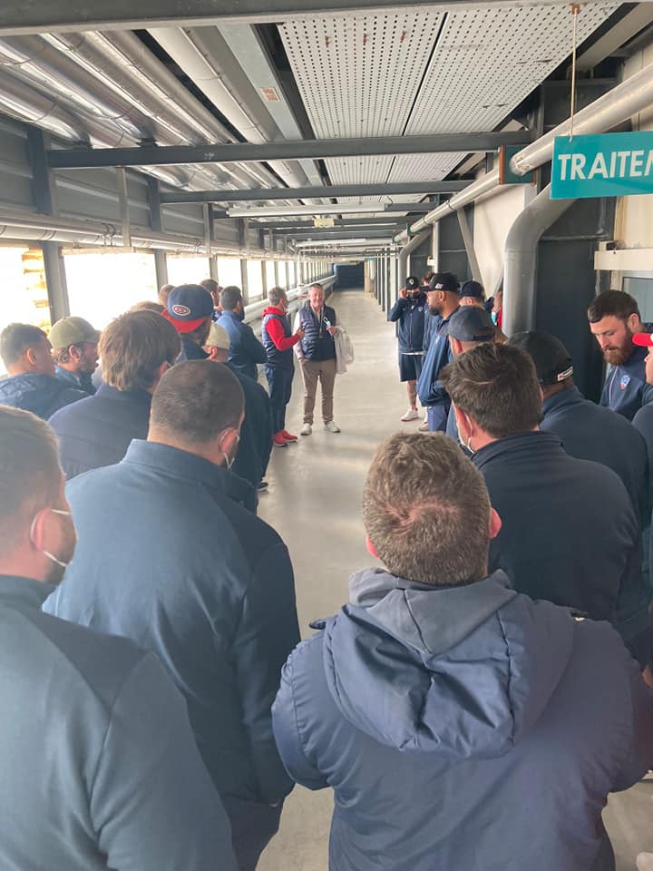 SArugbyofficiel's tweet photo. #SAfamily
Cet après-midi, les joueurs du @SArugbyofficiel ont visité le site de notre partenaire, la @SodiaalCoop de Saint-Mamet.
Merci à eux pour leur soutien indéfectible et de leur accueil chaleureux.
#Partenariatlocal #StadeAurillacois #Bienplusquunmaillot
🔴🔵🧀🧀💪💪 https://t.co/ssSQB4ZyW8