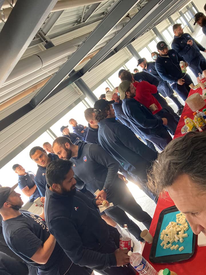 SArugbyofficiel's tweet photo. #SAfamily
Cet après-midi, les joueurs du @SArugbyofficiel ont visité le site de notre partenaire, la @SodiaalCoop de Saint-Mamet.
Merci à eux pour leur soutien indéfectible et de leur accueil chaleureux.
#Partenariatlocal #StadeAurillacois #Bienplusquunmaillot
🔴🔵🧀🧀💪💪 https://t.co/ssSQB4ZyW8