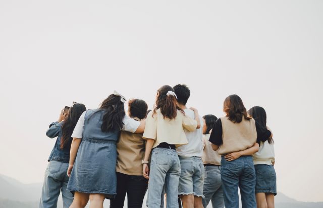 OL_Institute's tweet photo. Jennifer Jones shares 3 Ways We Can Be the Good That the World Needs.  

Read it here: https://t.co/F1AexZOtPa

#YAWeekly #TheInstituteofReligion #TheChurchofJesusChristofLatterdaySaints https://t.co/QMFIMyWUDo