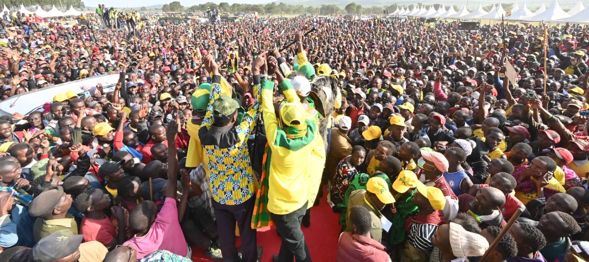 WilliamsRuto's tweet photo. Thank you the people of Narok County for the warm reception at Olopirik Farm, Narok County. https://t.co/xkLQ7Fei3r