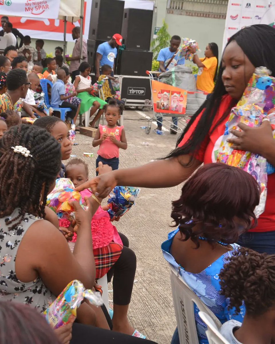 HitFMCalabar's tweet photo. Good vibes + Good Food + Good Music + Fun games = Easter Family Funfair
Don't miss this year's easter family funfair!!
Details coming soon, stay tuned
#EasterFamilyFunfair #hitfmEasterFamilyFunfair https://t.co/OKmCcbUhHM
