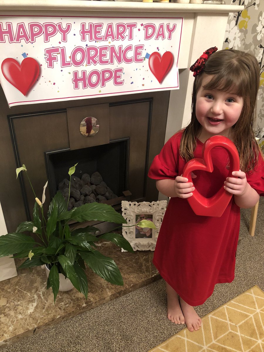 Laura Watling tweet media