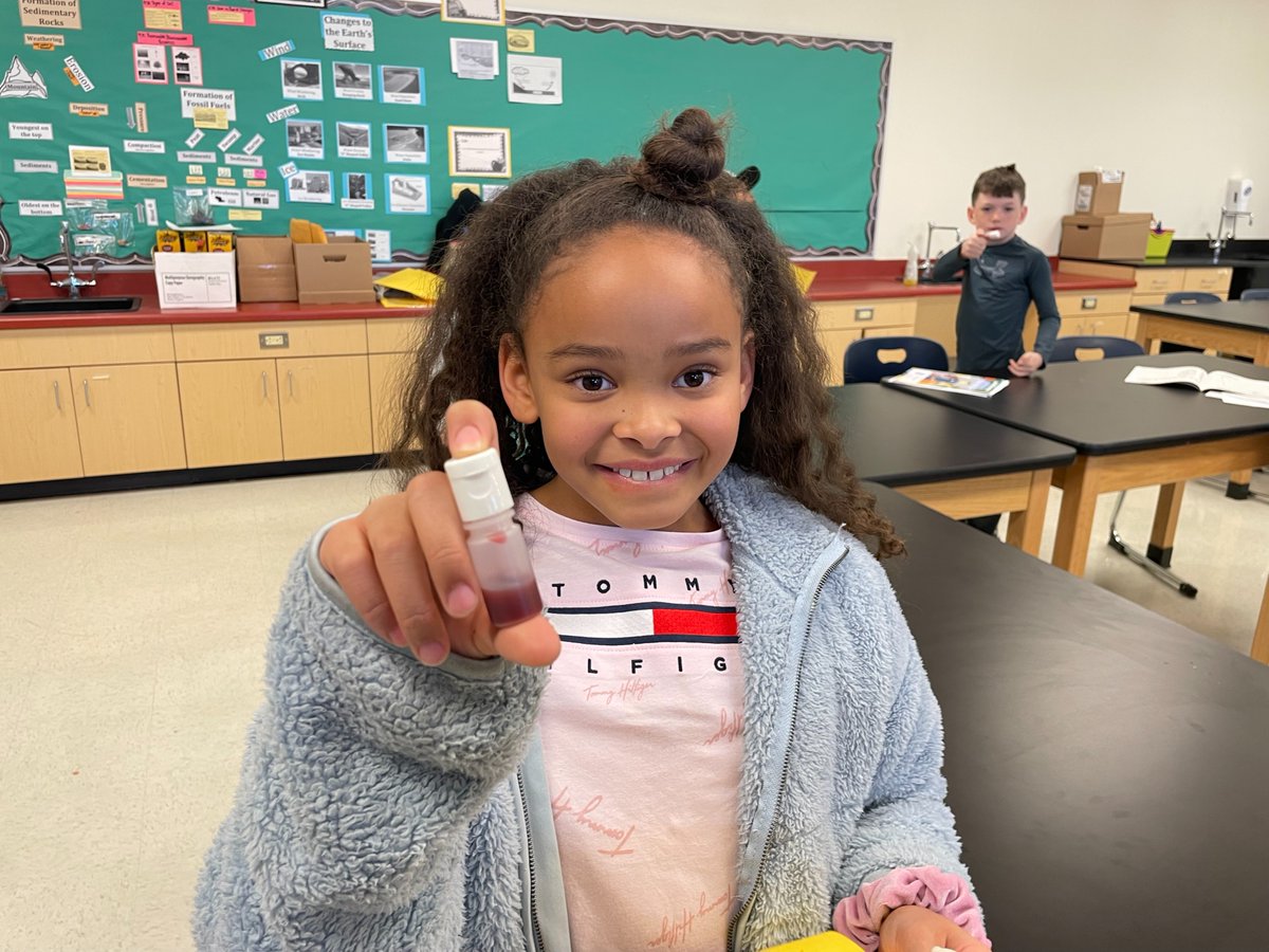 CSI: EPISD. 🕵🏼‍♀️

While some students slept during intersession, those in the @DoDEA Methods and Criminal Analysis Using Engineering Methods Camp at <a href="/weare_milam/">Milam Elementary</a> honed their forensic investigative skills. 

More ➡️ bit.ly/3L5SXAN. #IamEPISD