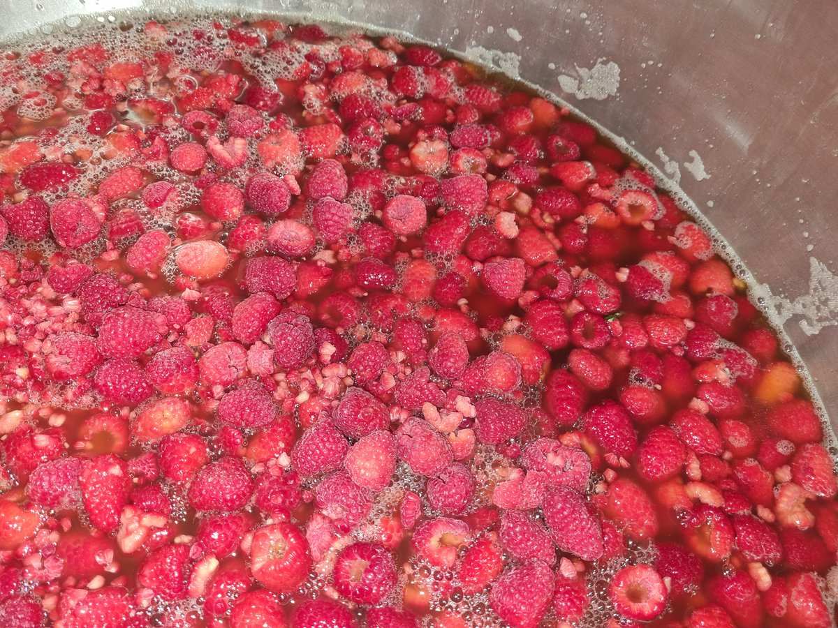 Spring has sprung, so with summer around the corner it's Opal brewing time. I hope you are looking forward to a glass of the new season batch