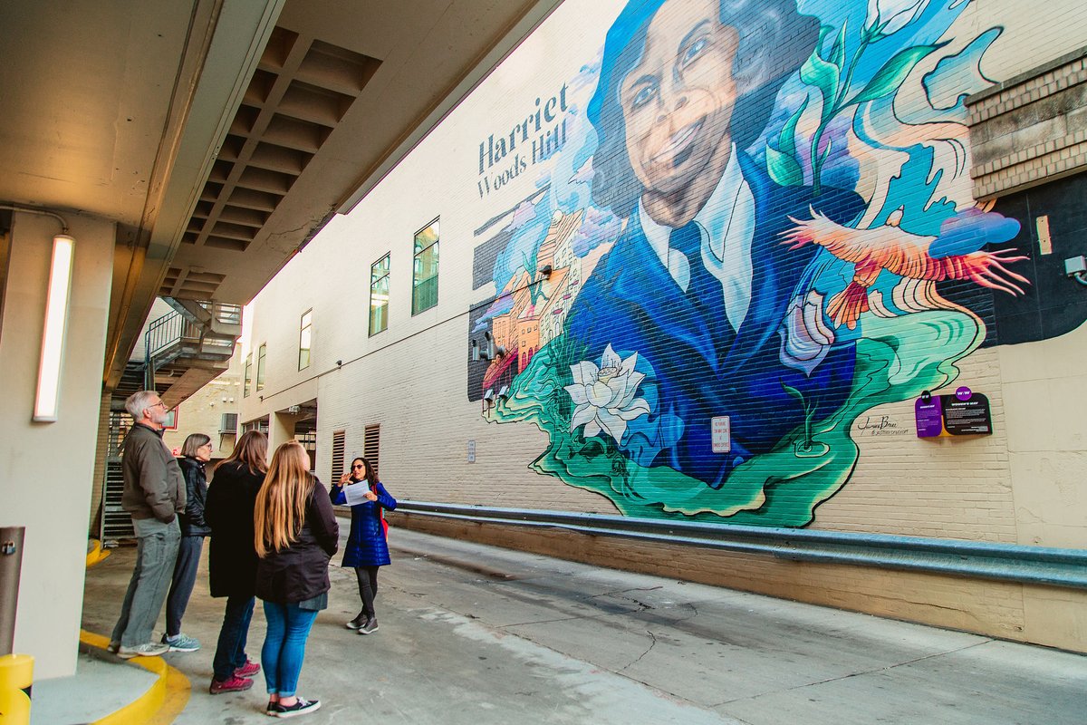 DowntownGRInc's tweet image. Don&apos;t miss out on our #WomensHistoryMonth Walking Tours around #DowntownGR!

🚶🏽‍♀️ 3/23: Rad Women A-Z Walking Tour @ 6 PM
🚶🏽‍♀️ 3/27: Women&apos;s Way Mural Tour @ 3 PM

All tours last about 90 mins and meet in front of the GR Art Museum.

Learn more: downtowngr.org/announcements/…