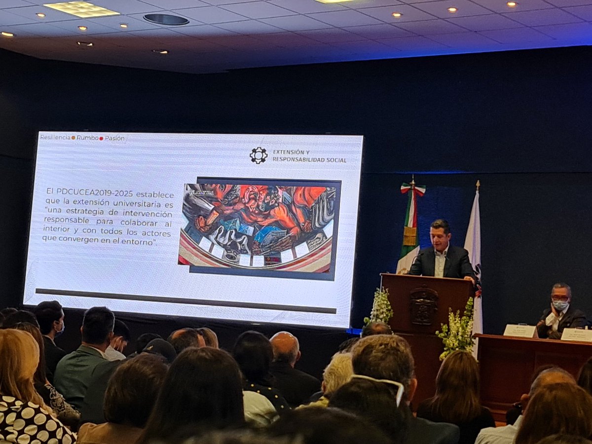 PAT_CUCEA's tweet photo. El #PATyMC esta presente en el 3er Informe de Actividades: #Rumbo, #Resiliencia y #Pasión del Mtro. Gustavo Padilla @LGustavoPadilla @CUCEA_OFICIAL / Fuimos mencionad@s debido a nuestra creación en 2021. Cc. @rvillanueval @albecesan @antoniosb64 @cmora79 @acampos80 @AlexLopezGDL https://t.co/dm7scq56b7