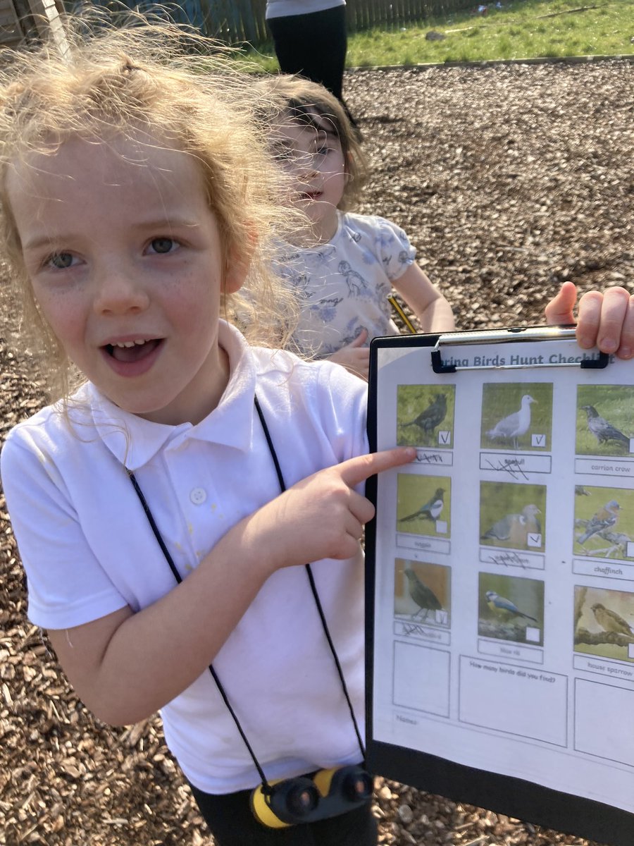 P1a enjoyed doing a spot of bird watching as part of our ‘Spring’ topic. Our binoculars came in very handy! Now to display the information we collected on a graph! 🤩 @StMonicaMilton @miss_mccullim