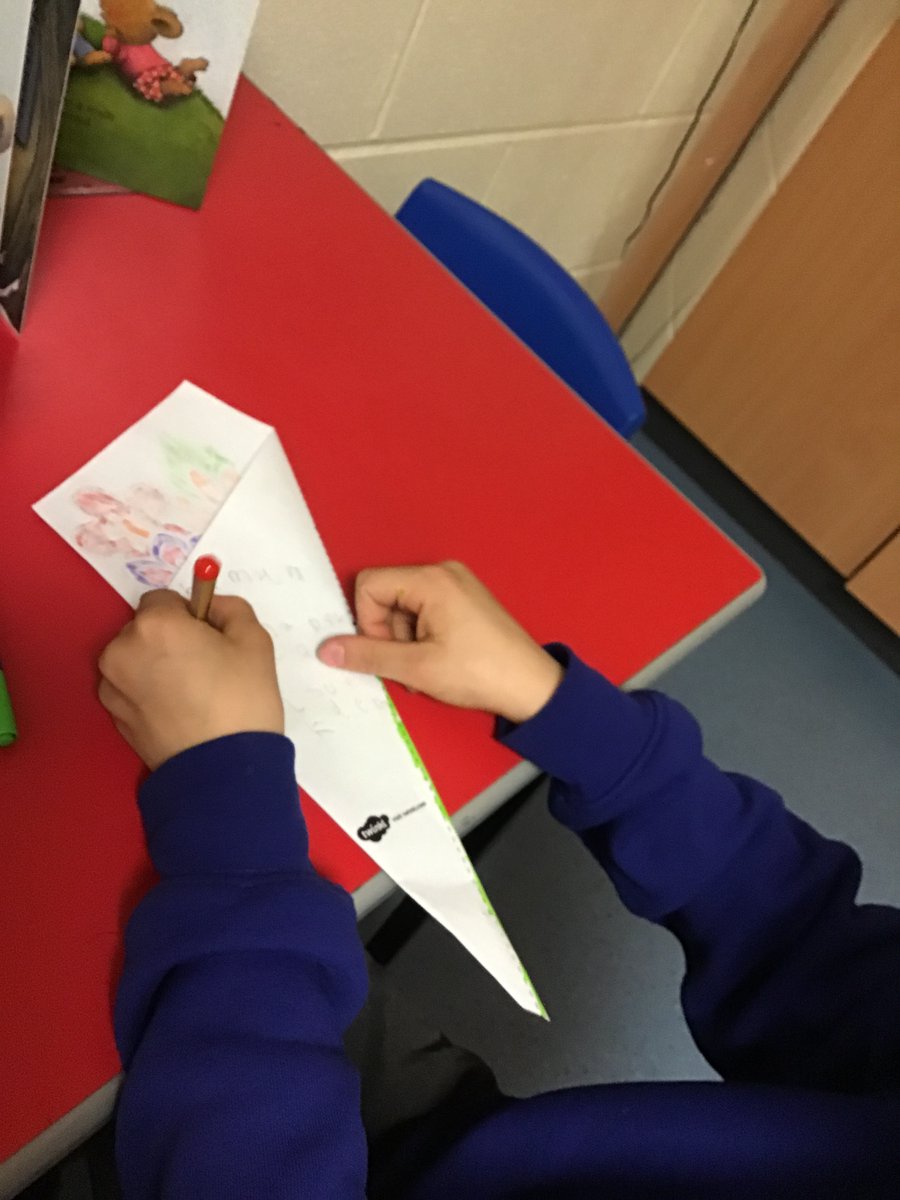DeltaGreengates's tweet photo. Pebble painting, exploring the emotion jealousy and Mother’s Day crafts just some of the activities in today’s #TeamGGThrive sessions. @ThriveApproach https://t.co/PM9G5Gw4Qo