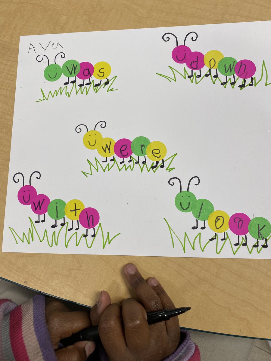 karly_stevens's tweet photo. Sight word caterpillars! I’m in love! @Killian_STEAM @PaigeMaloneKES @franklinscsu https://t.co/8izOBphB6g