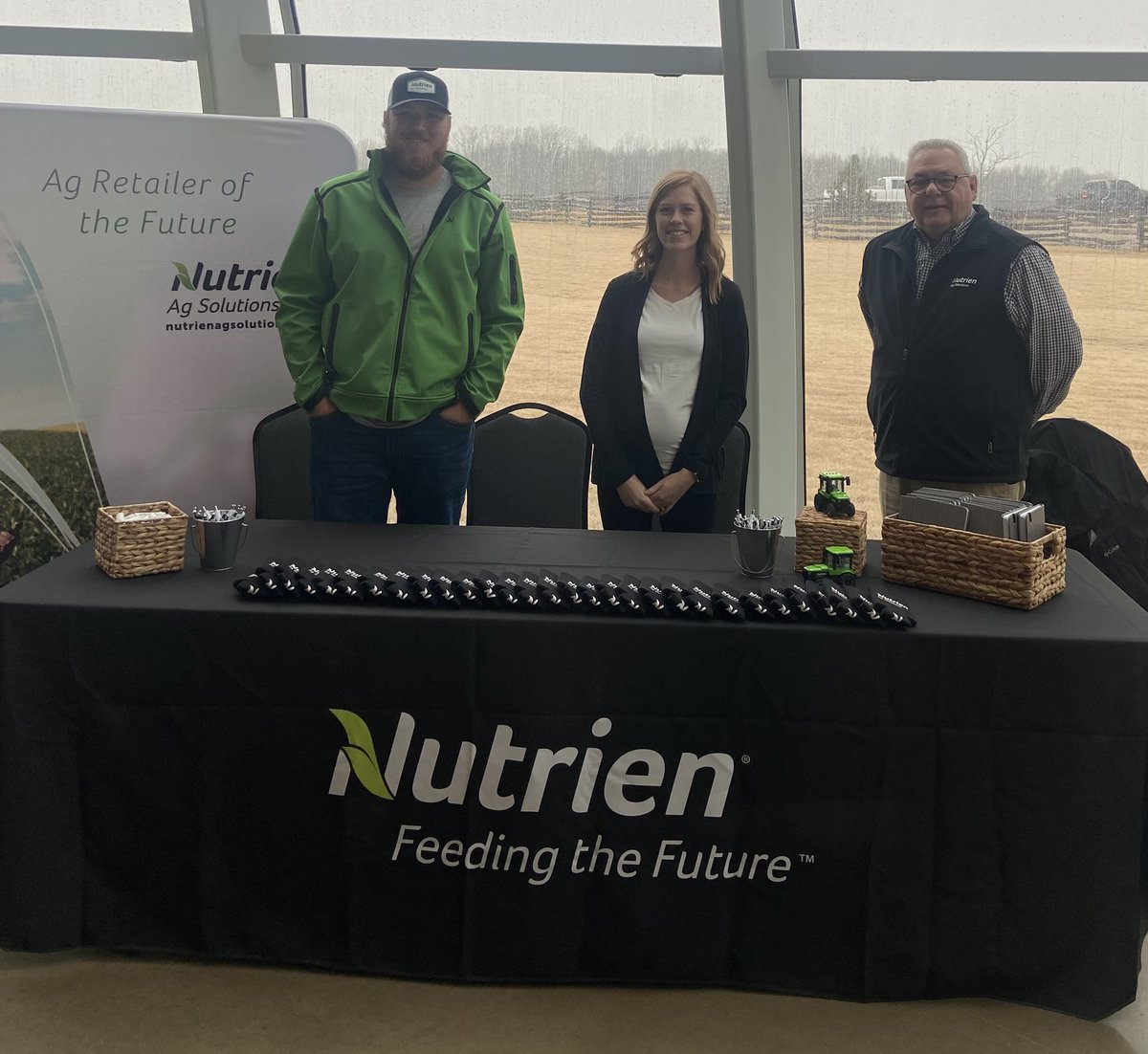 In support of National Ag Day, Misha Sams, Tyler Hopper and @HalBynum represented Nutrien Ag Solutions at the Discovery Park of America National Ag Day event for the community!  #NationalAgDay