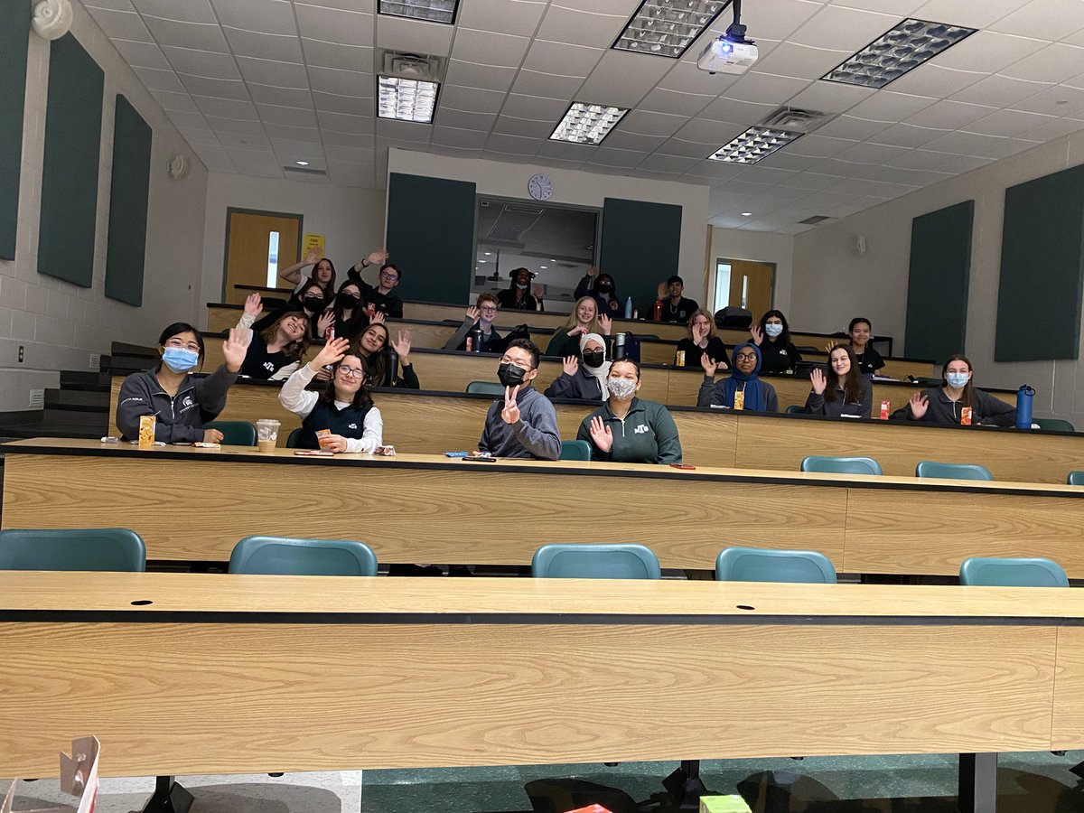 The board-wide Student Senate Virtual meeting today went great! Thankful we were able to be together as a council! @MTSspartans <a href="/LDCSB/">London District Catholic School Board</a>