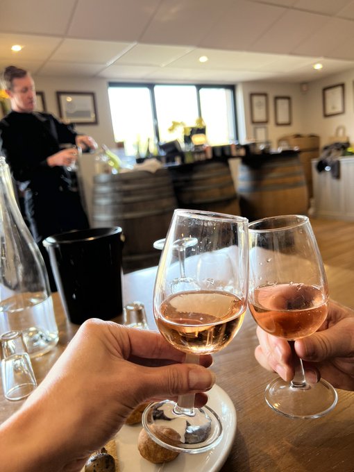 Had a great day at @Bolneyestate today #localwine https://t.co/0mpYVEUQGN<a class="tags" target="_blank" title="On Twitter" href="/?out=eyJ0eXAiOiJKV1QiLCJhbGciOiJIUzUxMiJ9.eyJpYXQiOjE3MTk2MTg5MjAsImlzcyI6InR3cG9ybnN0YXJzLmNvbSIsIm5iZiI6MTcxOTYxODkyMCwiZXhwIjoxNzUxMTU0OTIwLCJyZWRpcmVjdF91cmwiOiJodHRwczovL3R3aXR0ZXIuY29tL0JvbG5leWVzdGF0ZSJ9.ZeHi-Do5RhT9UWvKlKQjjmqJWlWy3qEWXNJH9nLWiE86e-6yR2IpagqQ2okklTLP5kNiQbOiUEbvHNebGKKPqg">@Bolneyestate</a><a href="/tag/localwine"class="tags">#localwine</a>