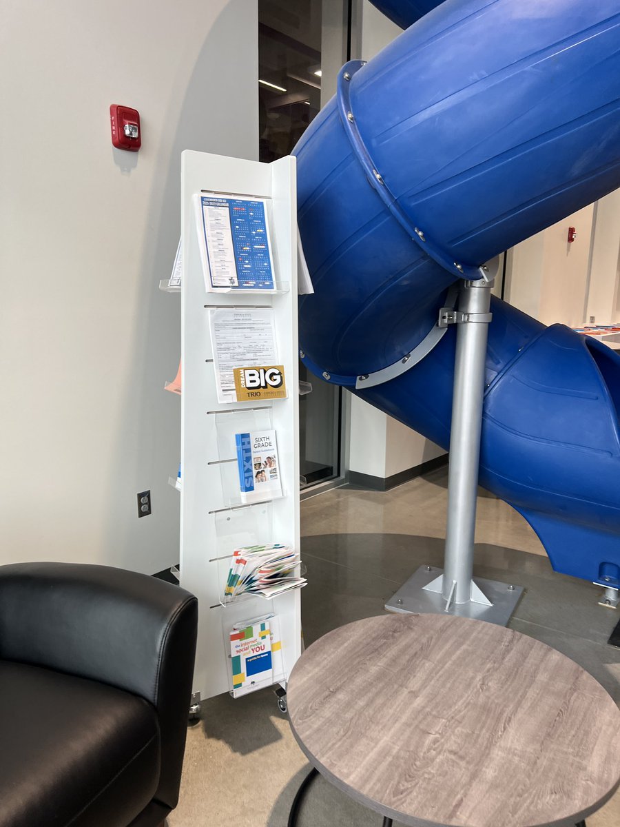 isherriatwork's tweet photo. Every school should have a comfortable seating area with a family information kiosk and a full view of the slide! https://t.co/JbIn4zXc8q