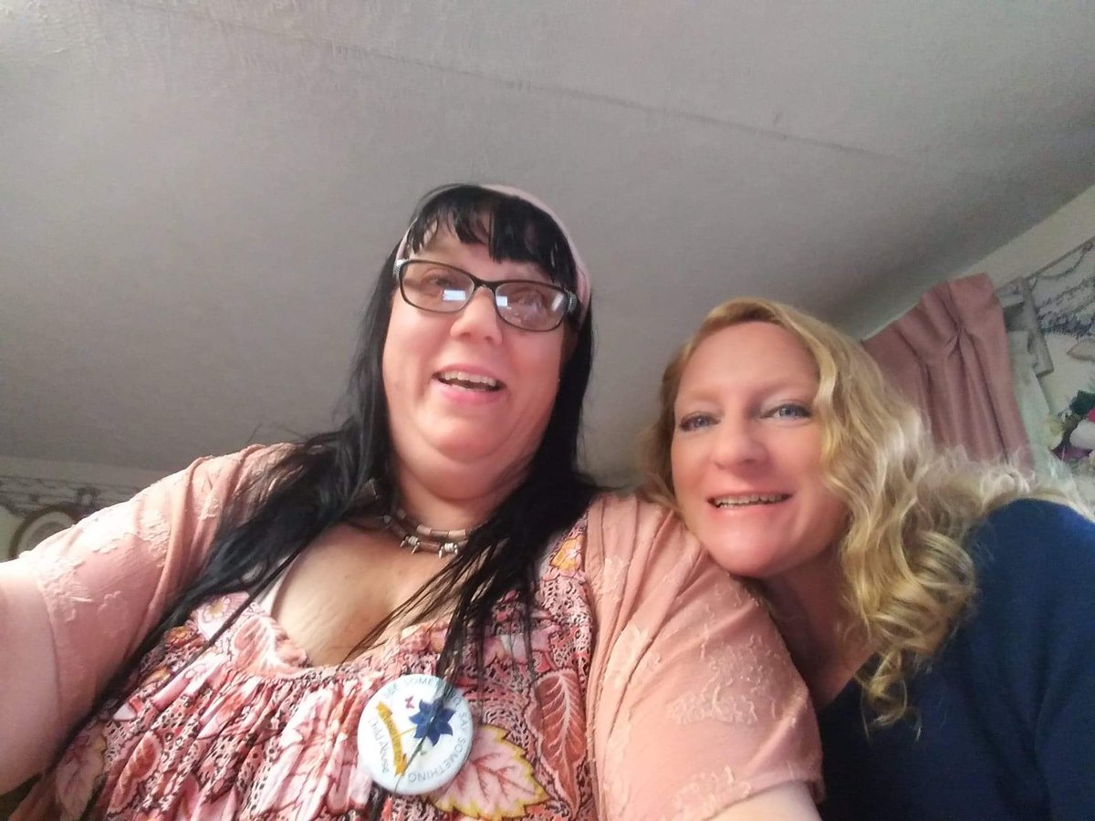 KimberlyLoweVA's tweet photo. Out and about in our communities! #FortChiswell #Wytheville #MaxMeadows https://t.co/ChiWUo80EA