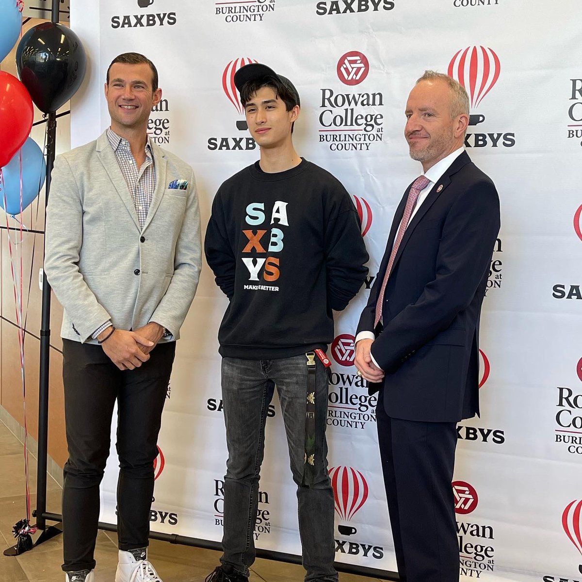 MindiCahall's tweet image. I haven’t gotten to celebrate an event like this since before the pandemic. ❤️ Thank you @Saxbys for choosing to partner with RCBC as your first community college and grow experiential learning opportunities on campus for our students. #WeAreRCBC
