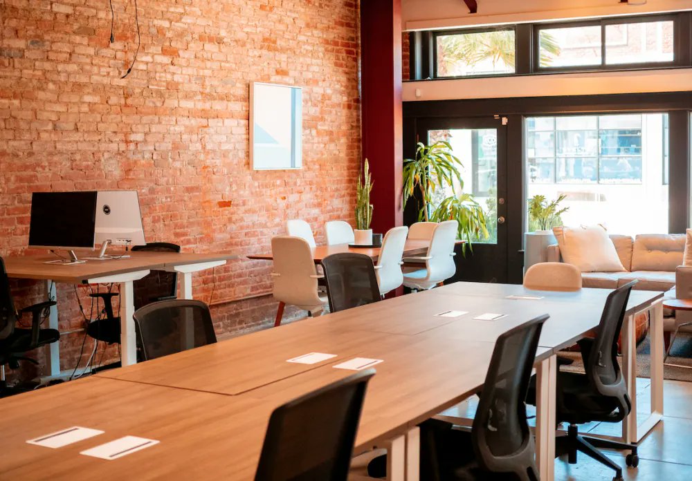 CloudVO's tweet photo. Looking for your next Virtual #Office?

Look no further! Through our #global network, choose a #VirtualOffice at the best #price and #location for you! Tap the link to learn more: https://t.co/mLDbYO8kTV https://t.co/gs5niM782Y