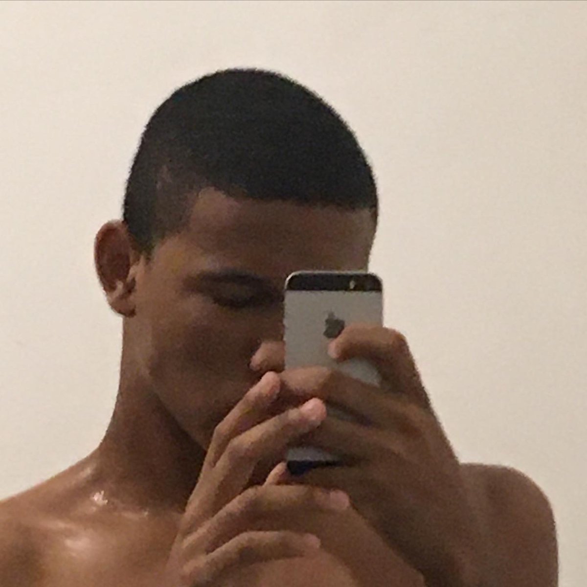 Atuddejn's tweet photo. playboi carlos https://t.co/HBsv769NTr