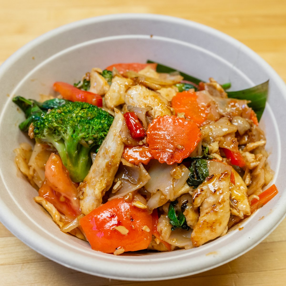 MyThaiBalt's tweet photo. You don't have to travel far to get a taste of Thailand. #Baltimore #MyThaiGo #TasteTheFlavor #padthai #ThaiFood https://t.co/Cv0hG9iNnw