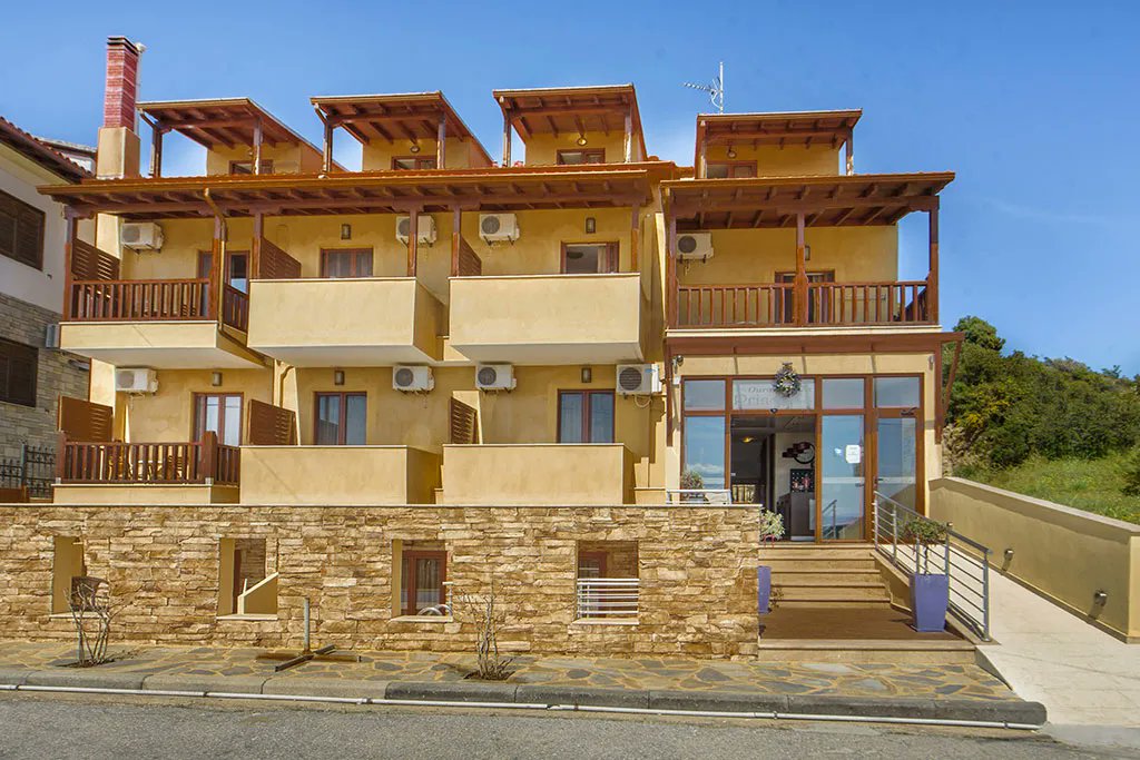 ouranoupoligr's tweet photo. Ouranoupolis Princess is a newly built accommodation, located at the entrance of the small picturesque fishing village of Ouranoupoli
https://t.co/QGuvyPSszi
#ouranoupoli #mountathos #greece #visitgreece #hotelmakedonia #hotelkonaki #travel #monks https://t.co/rmRrMQXBxN