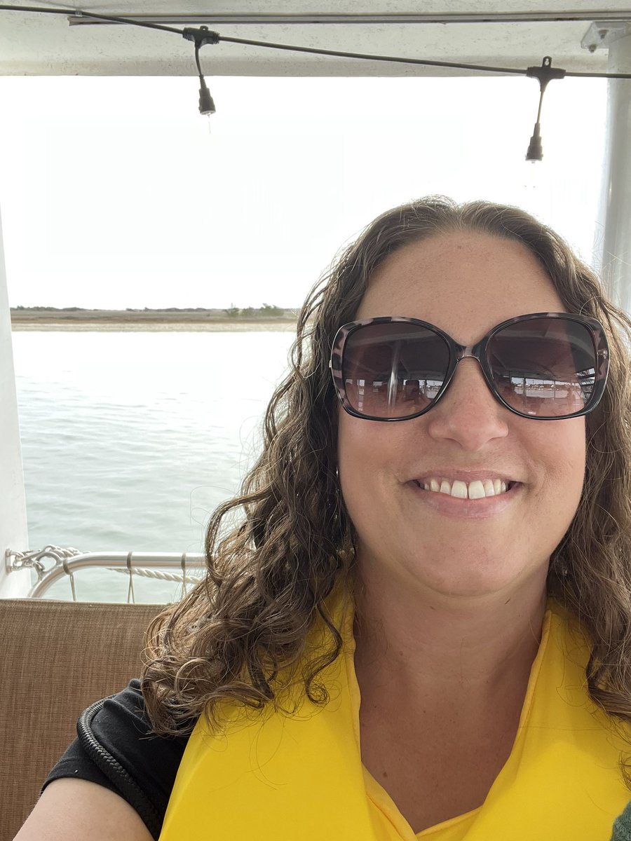 jmccroskeycb's tweet photo. Being a parent today! The field trip to Masonboro Island was tons of fun! https://t.co/D173snfxF9