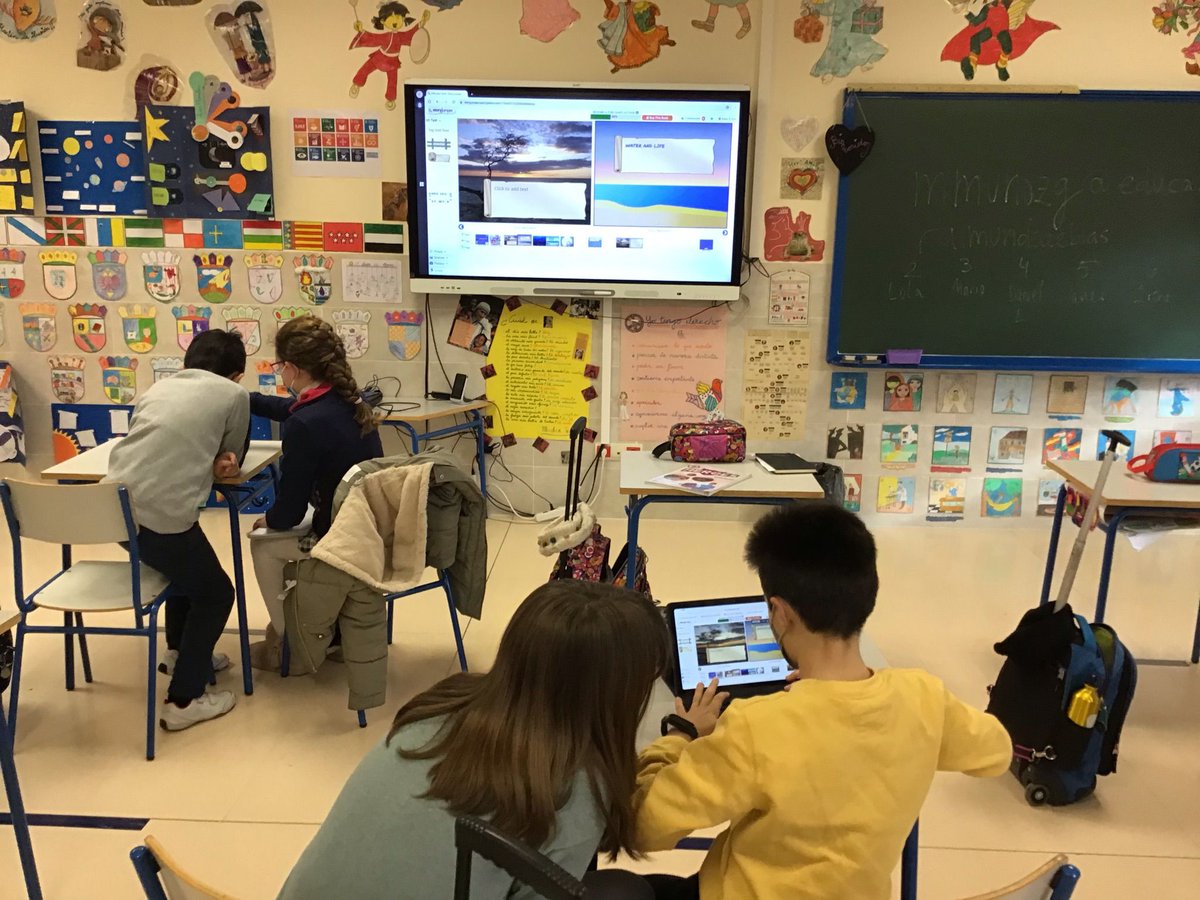 CEIPRaimundo's tweet photo. El alumnado de 5°A realiza la última actividad del #Proyecto @eTwinning_es "Water and life in our English class" creando el #Libro "Water and life Poems" en  @storyjumper dedicado al #Agua su ahorro y su cuidado #DíaMundialDelAgua @educacyl #SoyDelRaimundo https://t.co/wf406RRnwb https://t.co/IswSiV0gDq