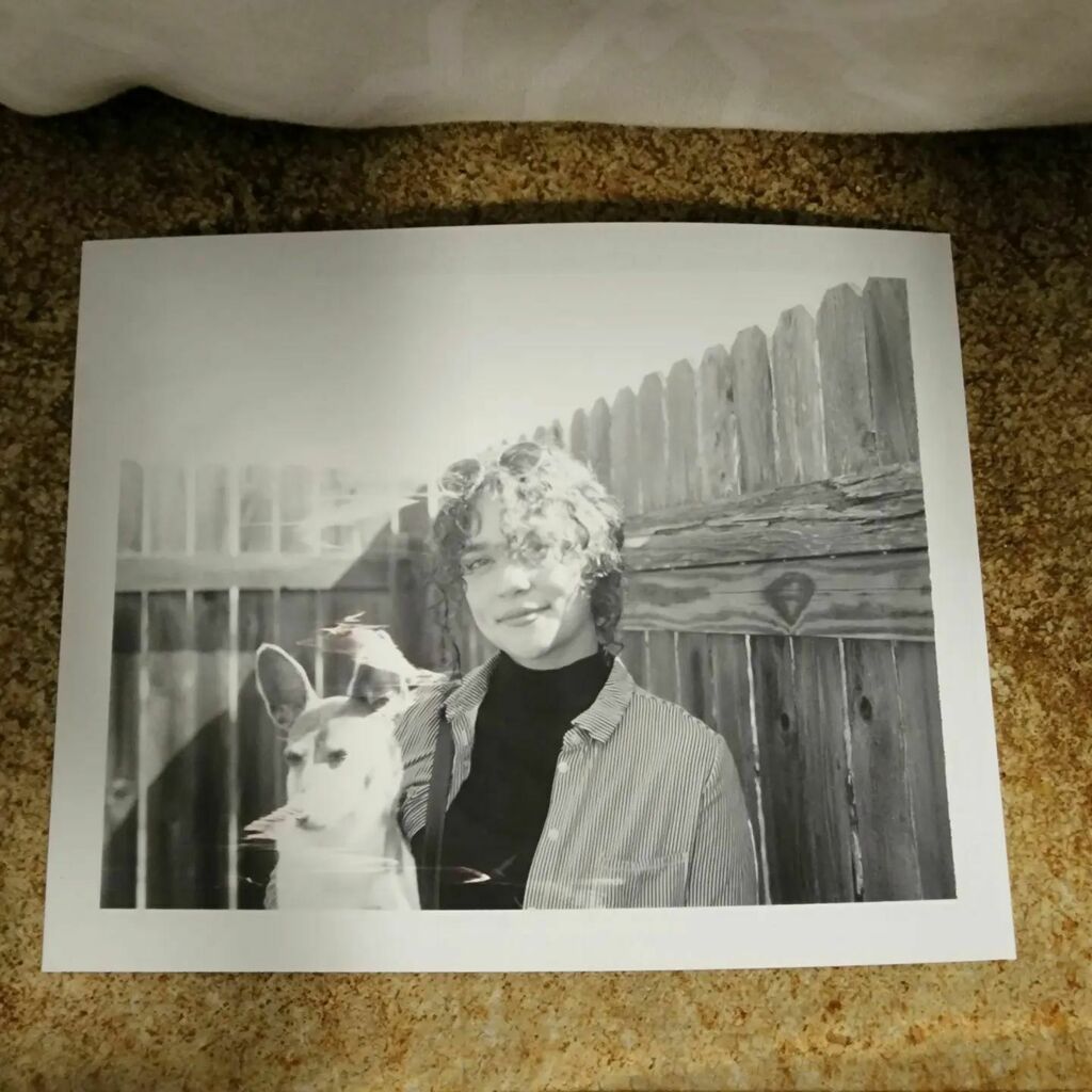 Tons0fun's tweet image. Snapped a #Polaroid of my sister and her pup using my #Polaroid180 on #Fuji #FP100B that&apos;s 10 years expired. Still performs great. Could have used some better light but it came out pretty good. instagr.am/p/Cbah79YpggO/