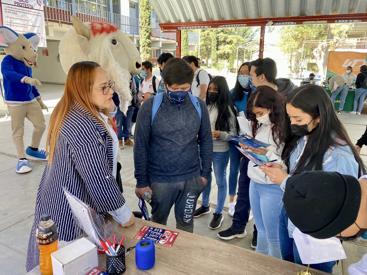 uim_bufalos's tweet photo. #AlMomento|| Nos encontramos en el Cetis 148 en la Feria Vocacional 2022 ofertando a todos los alumnos de 6° que estén interesados en continuar su formación con nosotros. 

#SomosBúfalos #TuMejorOpción #SomosUIM https://t.co/QIqZ1lWsgT
